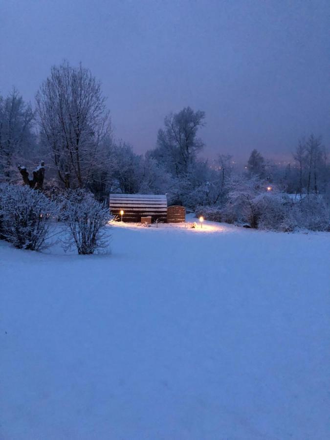 Camping-Hotel De Plein Air Les 2 Bois Baratier Esterno foto