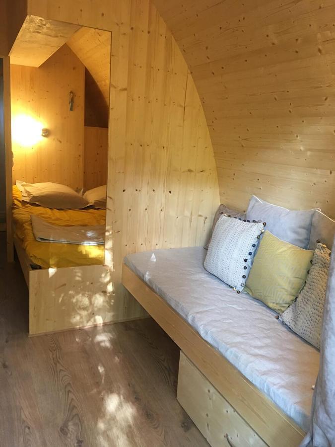 Camping-Hotel De Plein Air Les 2 Bois Baratier Esterno foto